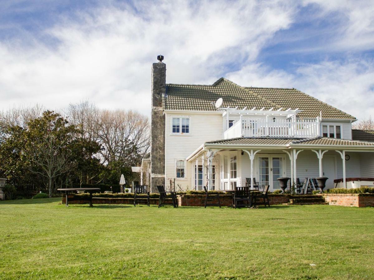 Goodin Country Garden Guest House Okato Exterior foto