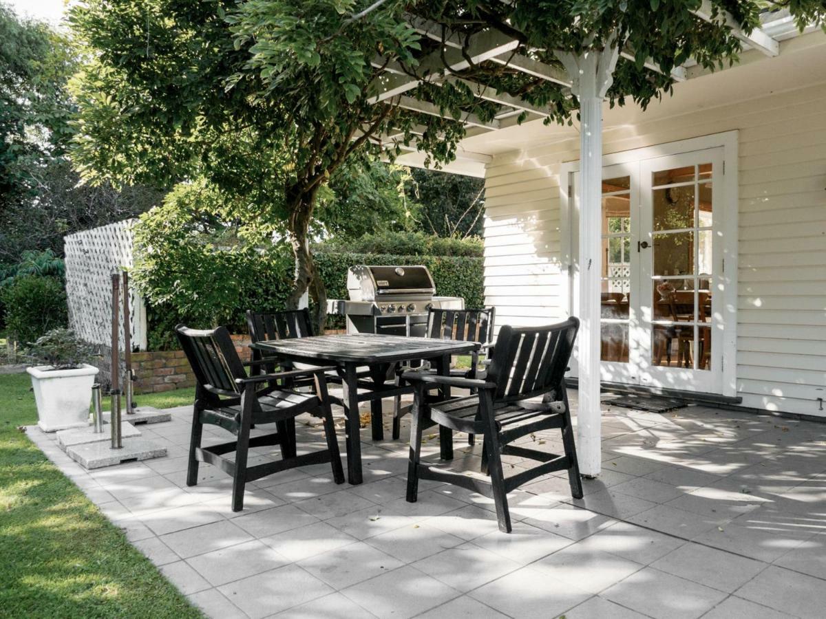 Goodin Country Garden Guest House Okato Exterior foto