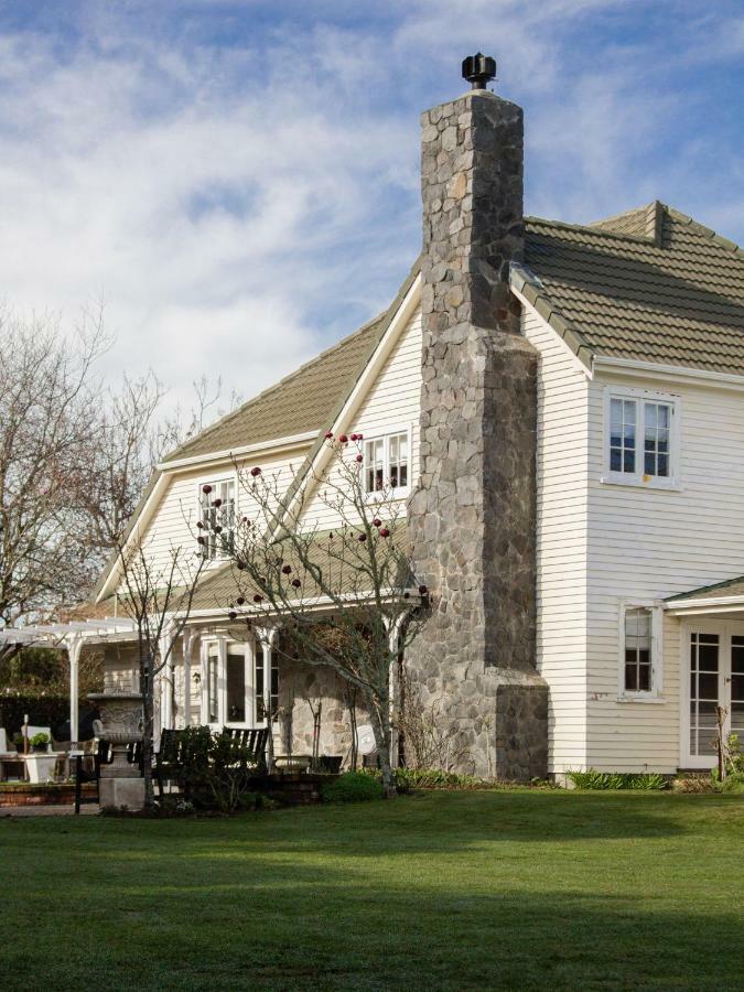 Goodin Country Garden Guest House Okato Exterior foto