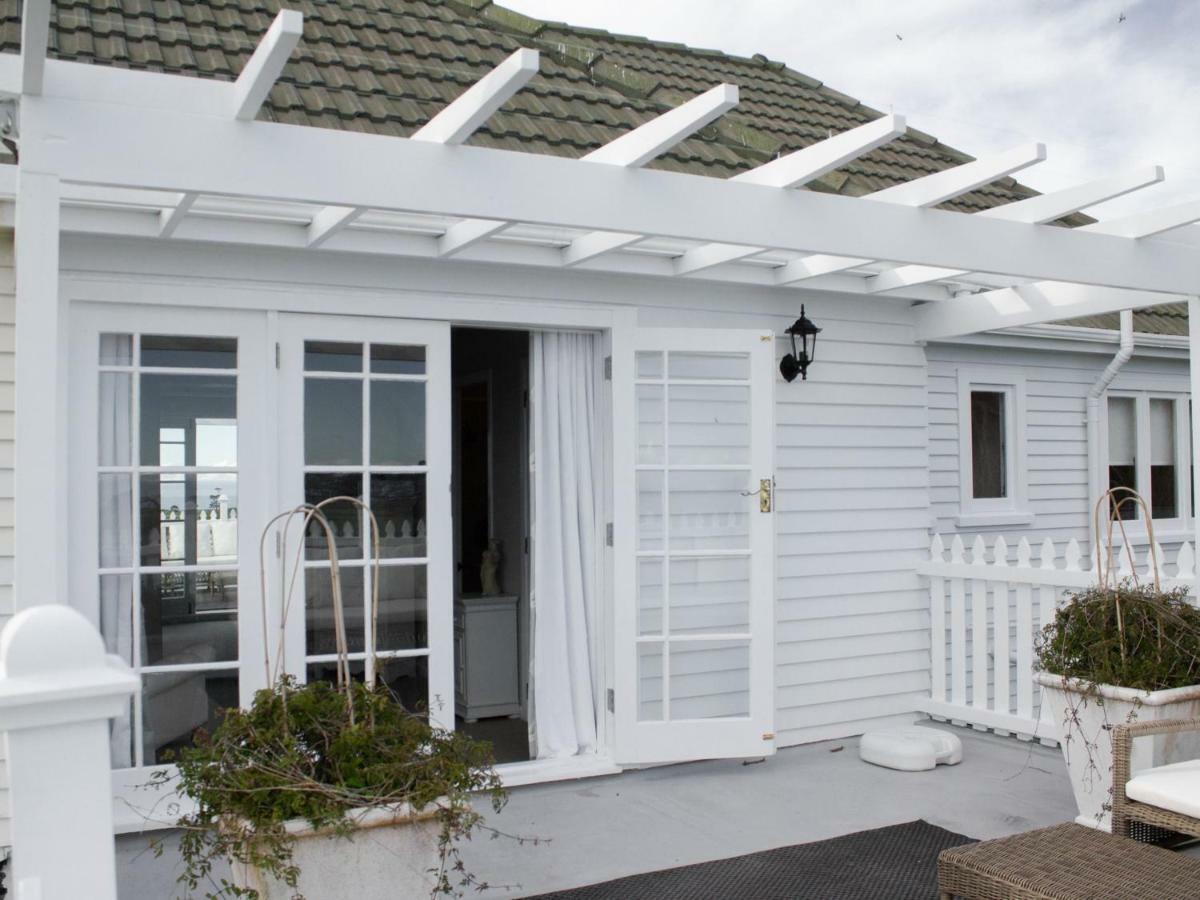 Goodin Country Garden Guest House Okato Exterior foto