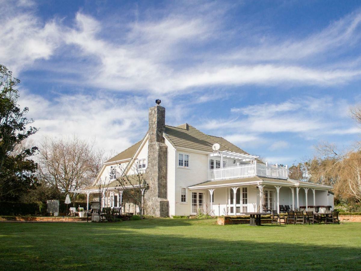 Goodin Country Garden Guest House Okato Exterior foto
